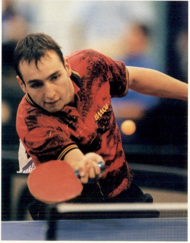 2001 — David Johnston en action (France Tennis de Table n°751)