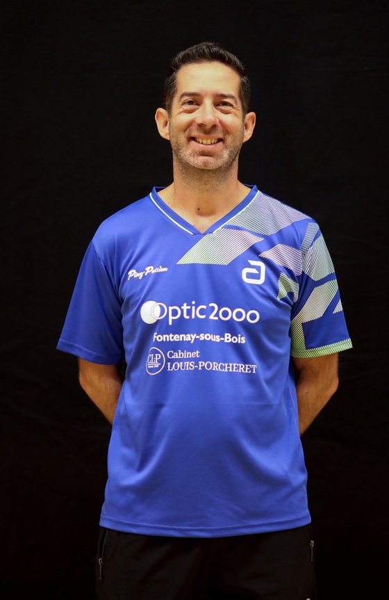 Iossif Paroutoglou, entraîneur à l’USFTT