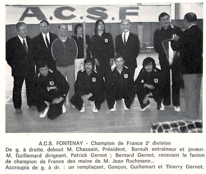 1974 — l'équipe championne de Nationale 2 (France Tennis de Table n°285) 1974 — l'équipe championne de Nationale 2 (France Tennis de Table n°285)