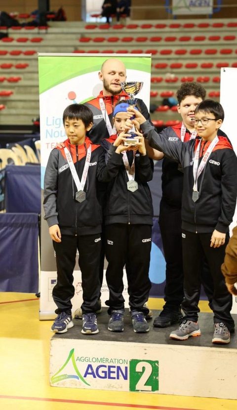 Johan — Vice champion par régions benjamins (2024) Johan — Vice champion par régions benjamins (2024)